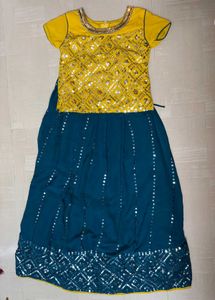 Beautiful Green And Yellow Ethnic Wear