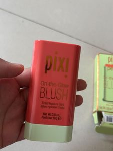 Pixi Blush 🎀