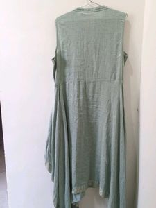 URGENT SELLING!! Elegant Sleeveless Tunic Top