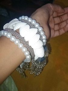 A Bangle Cutie