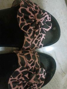 Animal Print Black Slides