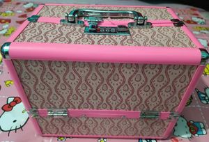 Mekeup Box