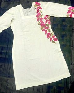 White Kurti with Floral Embroidery And Dupatta