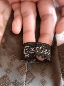 Stylish Tie &amp; Pocket Square Set