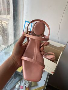 Trending heels