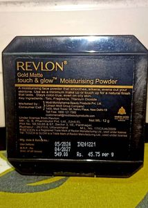 REVLON Gold Matte Moisturising Powder