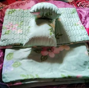 Double Bedsheet Set With Cushions