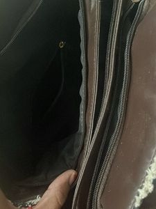Medium Sized 3 Compartment Bag