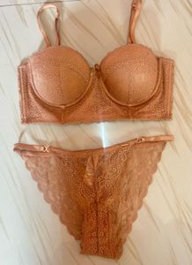 Brand New Lace Lingerie Set (Dubai Purchase)