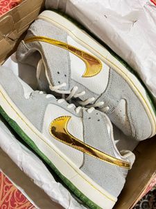 NIKE SB DUNK LOW SEAN CLIVER ORIGINAL SHOE