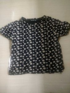 Crop Top Can Fit 30-32 Bust
