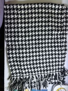 Houndstooth Scarf