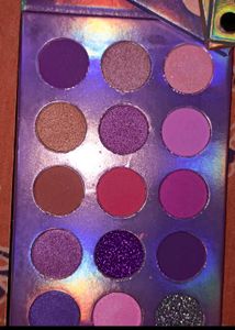 Highly Pigmented Eyeshadow