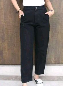 Mom Fit Black Jeans