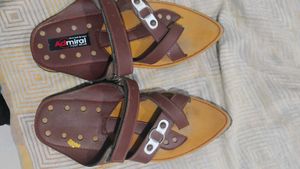 Admiral Leather Sleeper for Mens