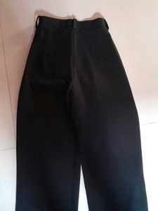 A Black trouser🖤