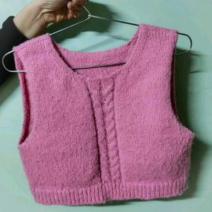Huge Discount. Cropped Woollen Vest 🌸✨