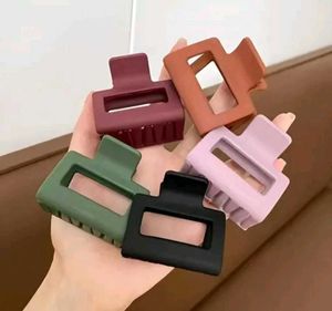 Colorful Hair Claw Clip Set Of 3