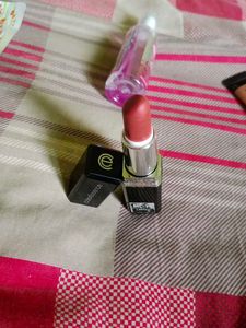 Makeup &amp; Beauty Bundle!