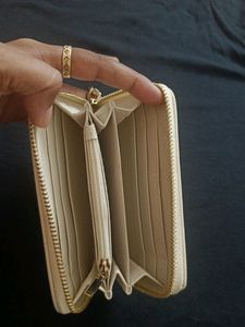 mango wallet