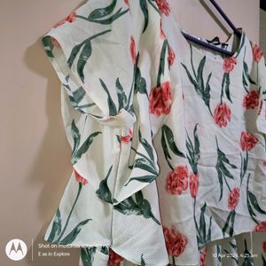 Beautiful 46 Size Floral Dress In Style