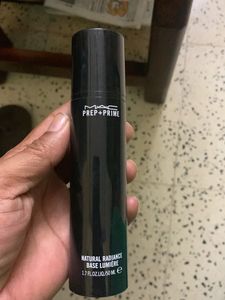 MAC PREP+PRIME Natural Radiance Base Lumiere