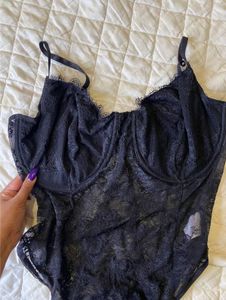 Corest Lace Bodysuit
