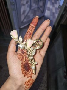 Korean Golden N Pink Tulip Hair Clutcher