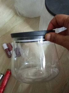 3 Sir Tight Container