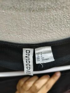 H&amp;M Black Crop Top
