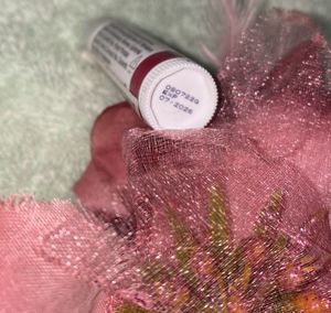 Forever Aloe Lips With JojoBa
