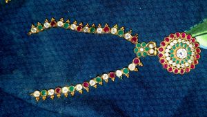 Elegant Kundan Necklace