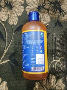 St. BOTANICA Goji Berry Body Wash with VITC C