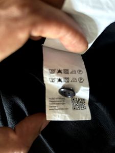 HUGO BOSS T-SHIRT ORIGINAL