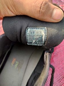 💯OG SKECHERS WITH MEMORY FOAM