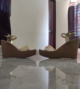 Heels 👠 Wear Only 1 Hrs