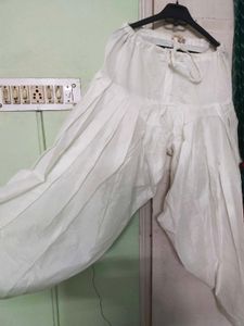 White Cotton Palazzos(Waist-26inches To 34 Inches)