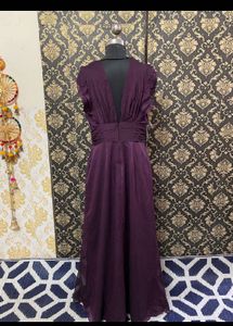 Elegant Plum V-Neck Maxi Dress