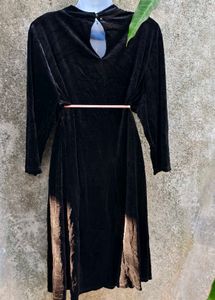 4.22.12 BLACK CUTE DRESS