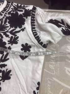 Elegant Embroidered Kurta Set