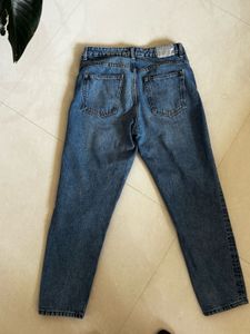 ZARA Mom jeans