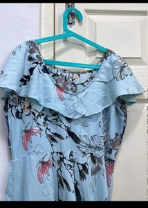 Gown In M Size