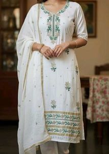 White Embroidered Kurta pant Set 3pc