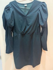 V neck Puff Sleeve Mini Dress