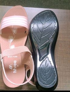 Price Drop 💥 Baby Pink Sandal (New)