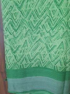 Zari Border Daily Wear Parrot Green Saree
