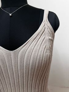 H&amp;M Nude top