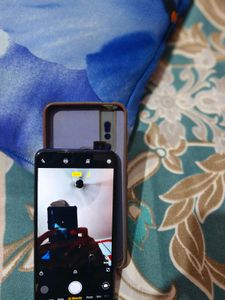 Vivo V15