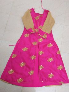 Elegant Pink Embroidered Kurta Set