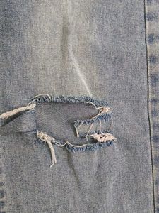 urbanic ripped jeans